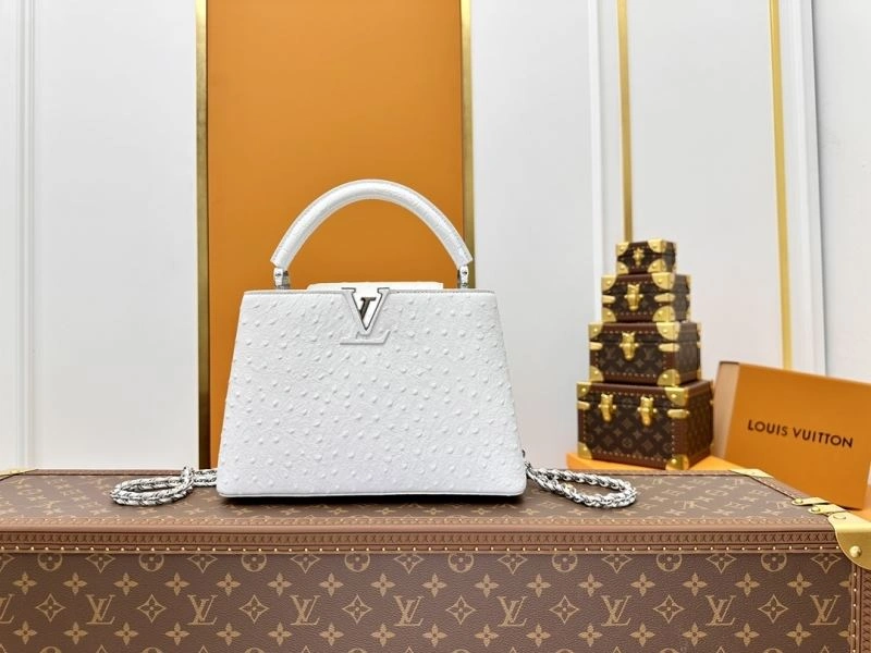 Louis Vuitton Capucines BB Bags Cozy 93845