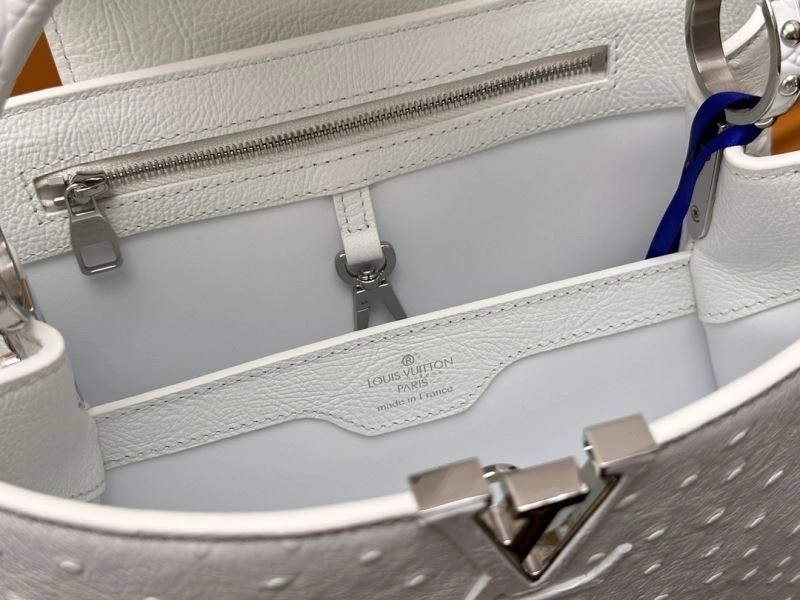 Louis Vuitton Capucines BB Bags Cozy 93845