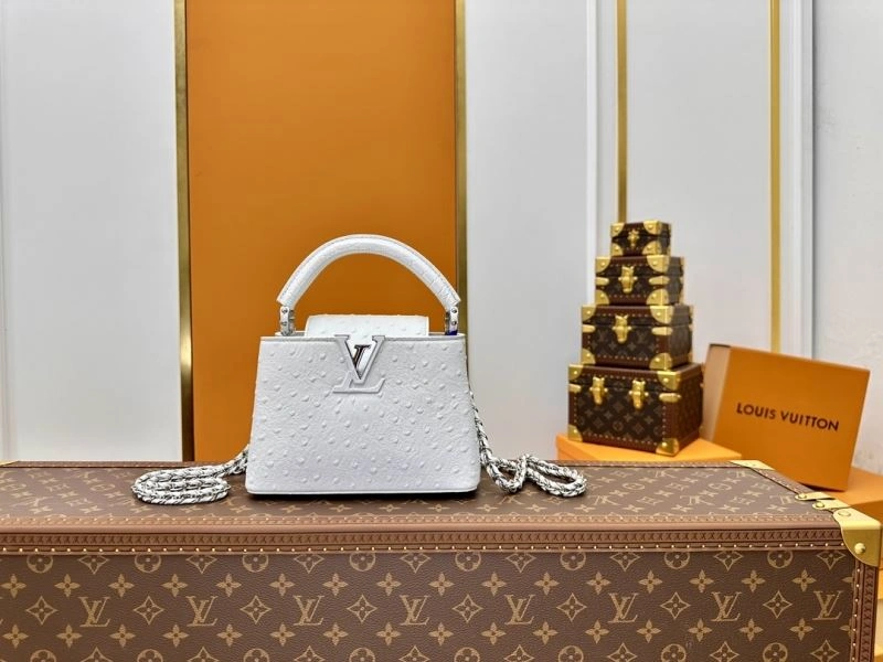 Louis Vuitton Capucines BB Bags Minimalist 93844