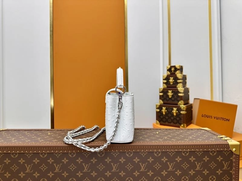 Louis Vuitton Capucines BB Bags Minimalist 93844