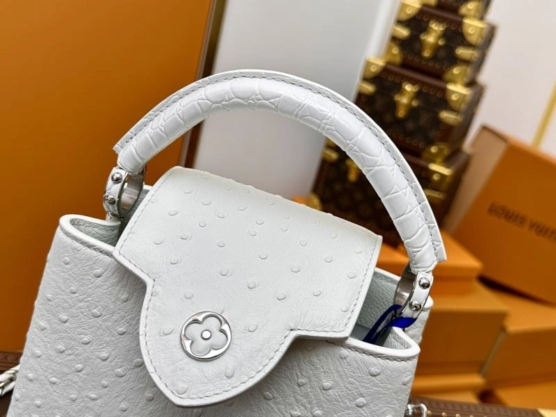 Louis Vuitton Capucines BB Bags Minimalist 93844