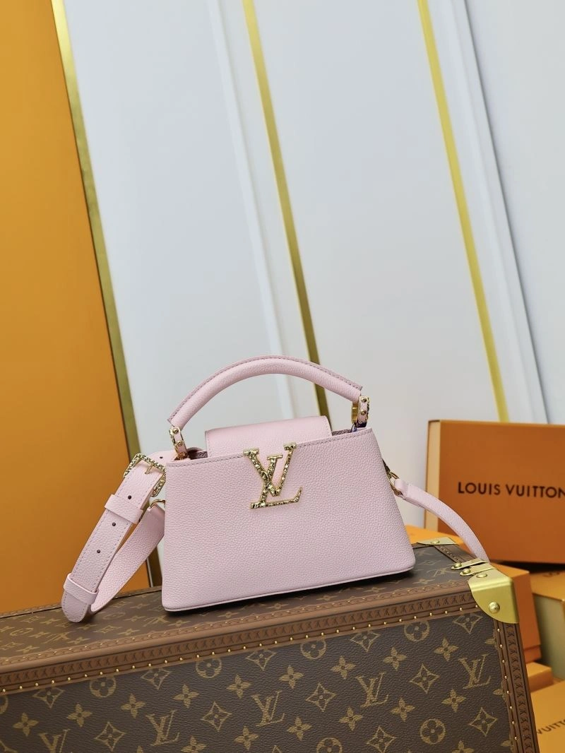 Flexible Louis Vuitton Capucines BB Bags 93832