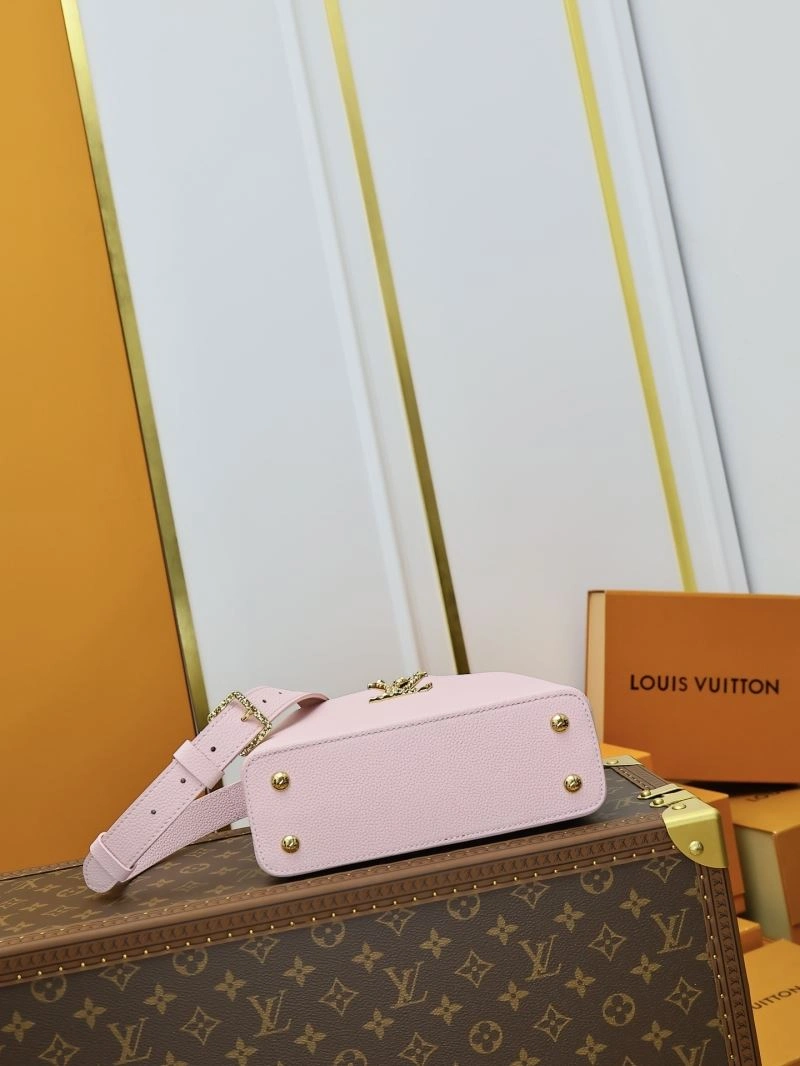 Flexible Louis Vuitton Capucines BB Bags 93832