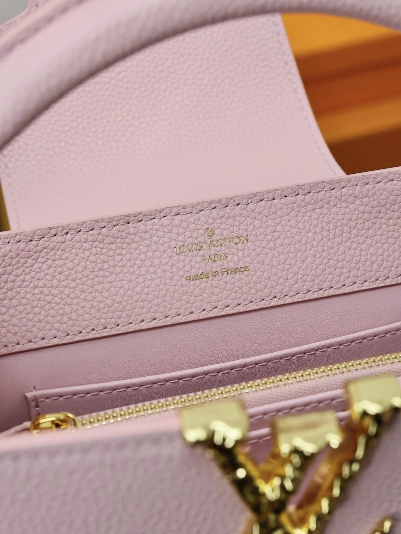 Flexible Louis Vuitton Capucines BB Bags 93832