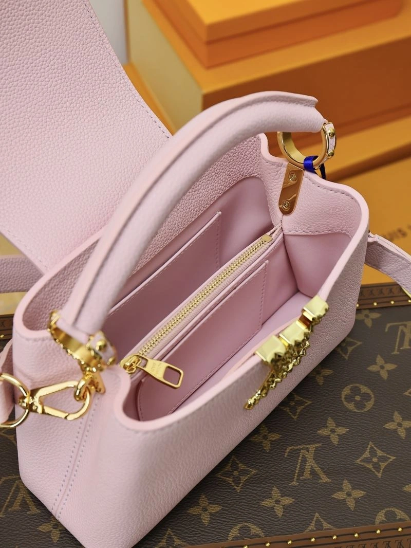 Flexible Louis Vuitton Capucines BB Bags 93832