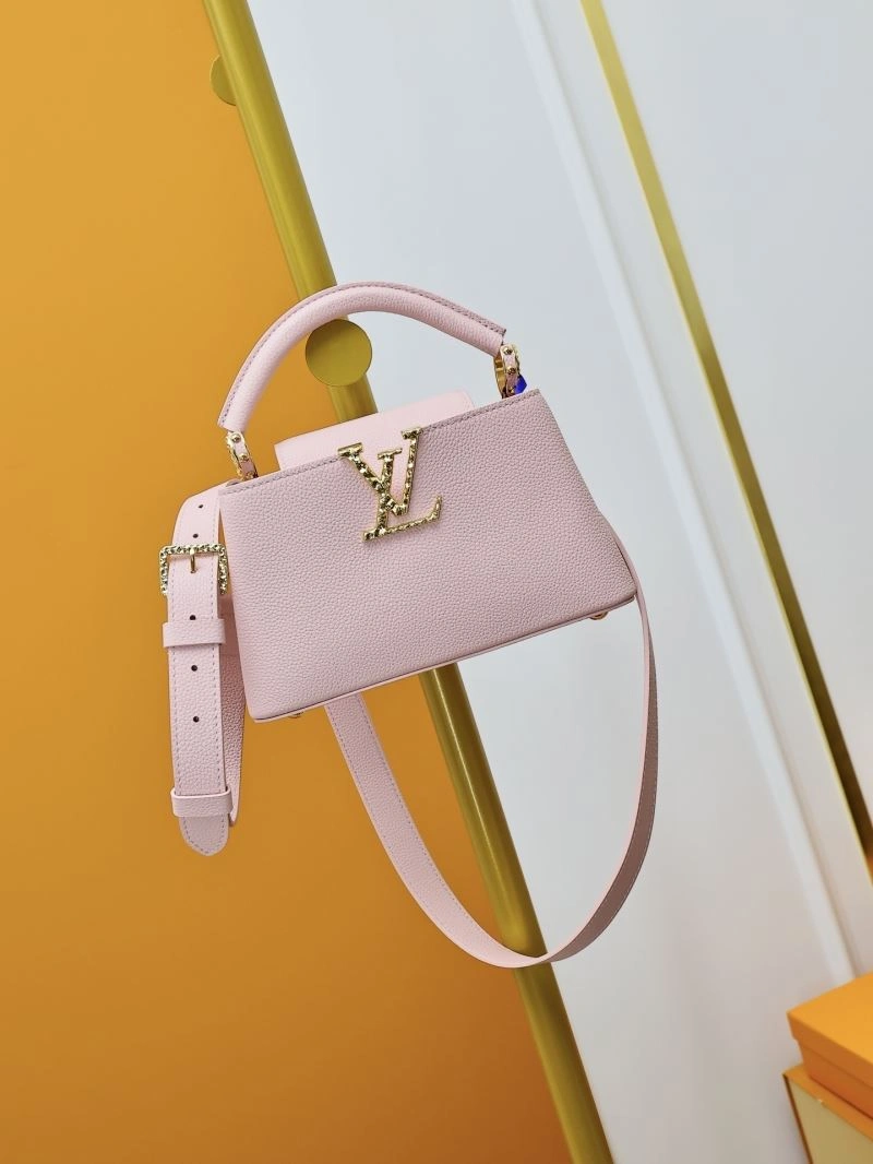 Flexible Louis Vuitton Capucines BB Bags 93832