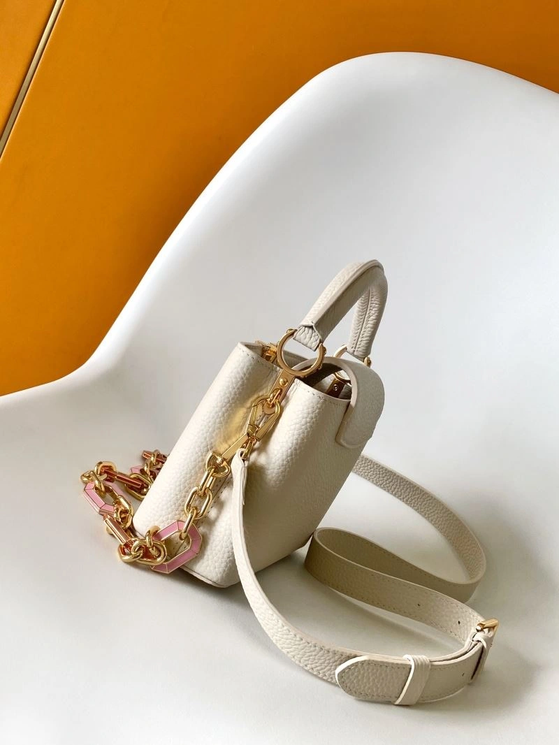 Lightweight Louis Vuitton Capucines BB Bags 93828