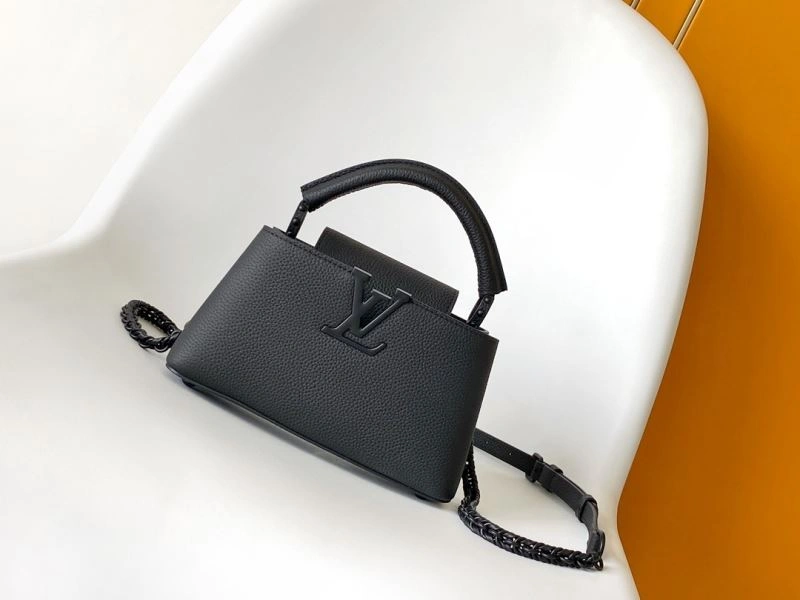 Modern Louis Vuitton Capucines BB Bags 93822