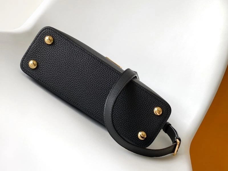 Thermal Louis Vuitton Capucines BB Bags 93819