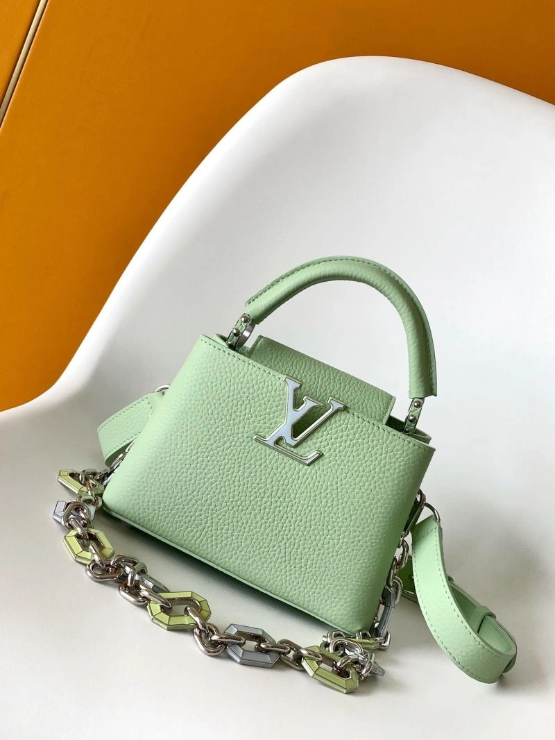 Louis Vuitton Capucines BB Bags Compact 93811