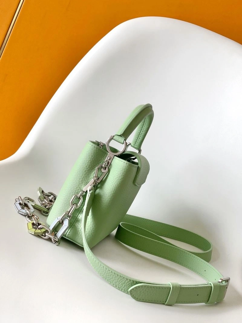 Louis Vuitton Capucines BB Bags Compact 93811