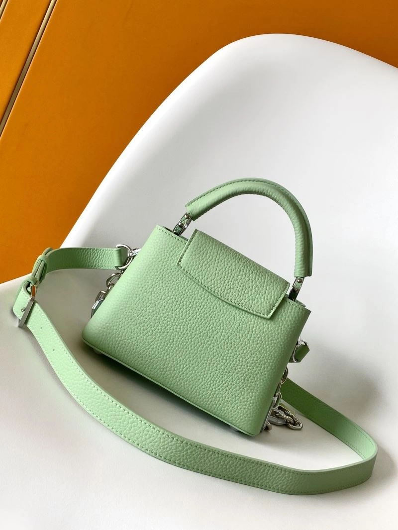 Louis Vuitton Capucines BB Bags Compact 93811
