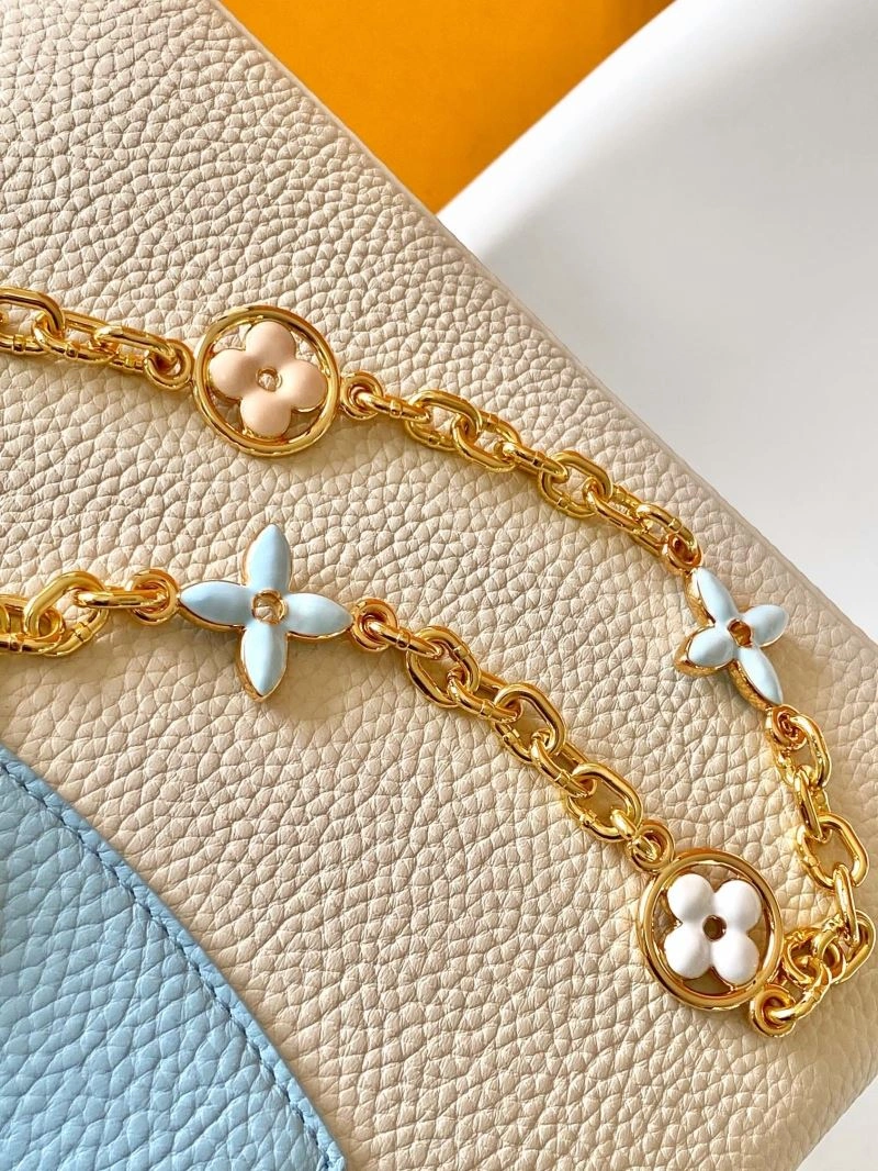Flexible Louis Vuitton Capucines BB Bags 93810