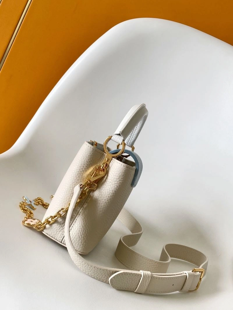 ComfortFit Louis Vuitton Capucines BB Bags 93833