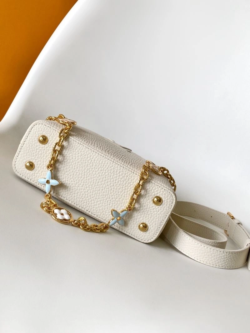 ComfortFit Louis Vuitton Capucines BB Bags 93833