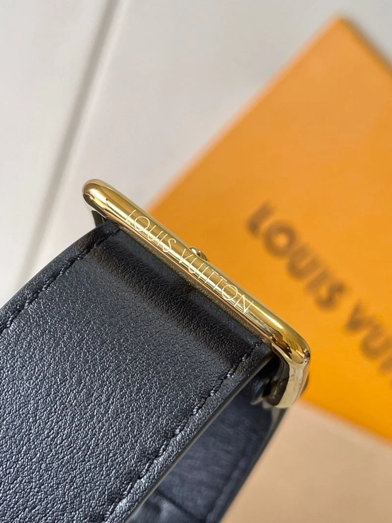 MoistureWicking Louis Vuitton Capucines BB Bags 93636