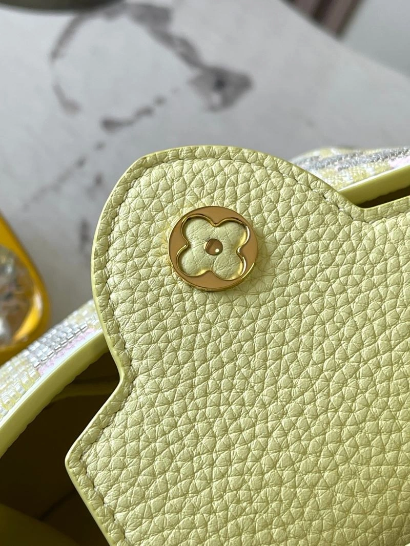 Stretchable Louis Vuitton Capucines BB Bags 93633
