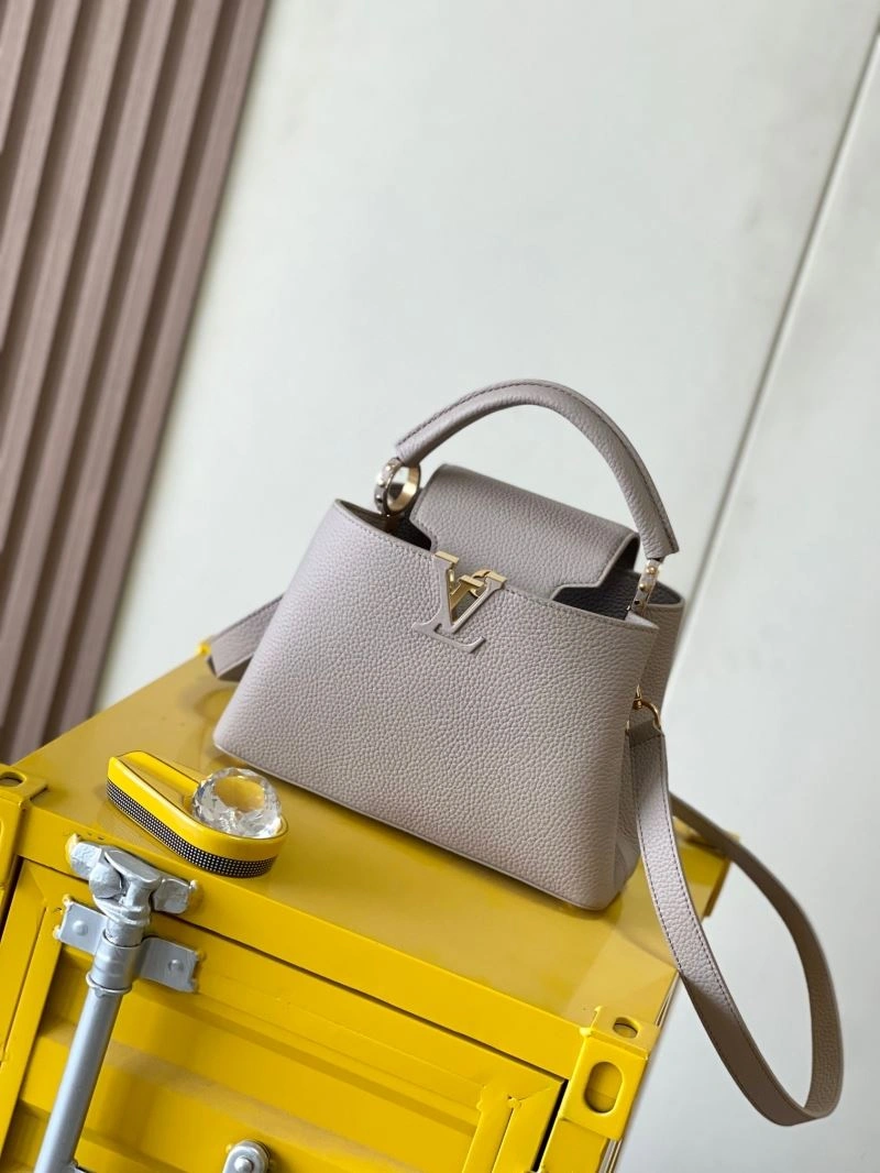 Packable Louis Vuitton Capucines BB Bags 93652