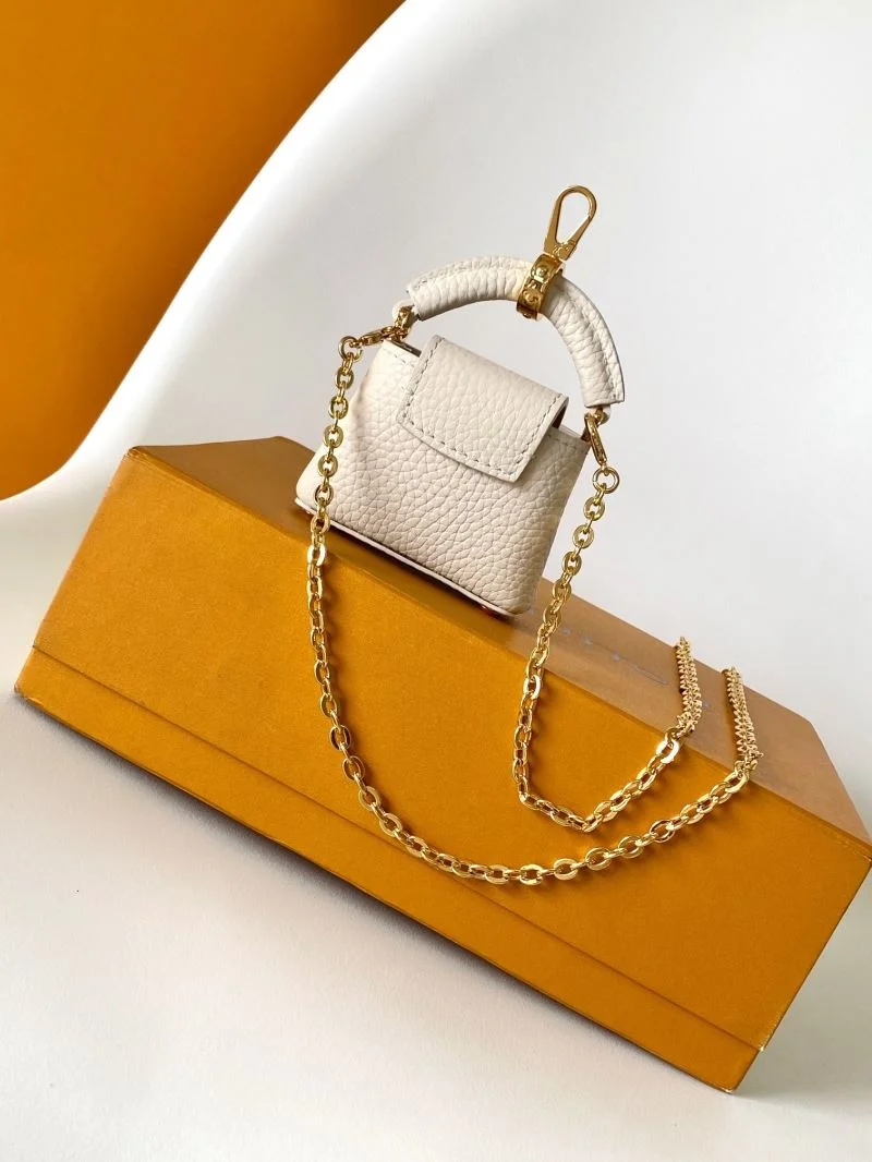 Premium Louis Vuitton Capucines BB Bags 43399