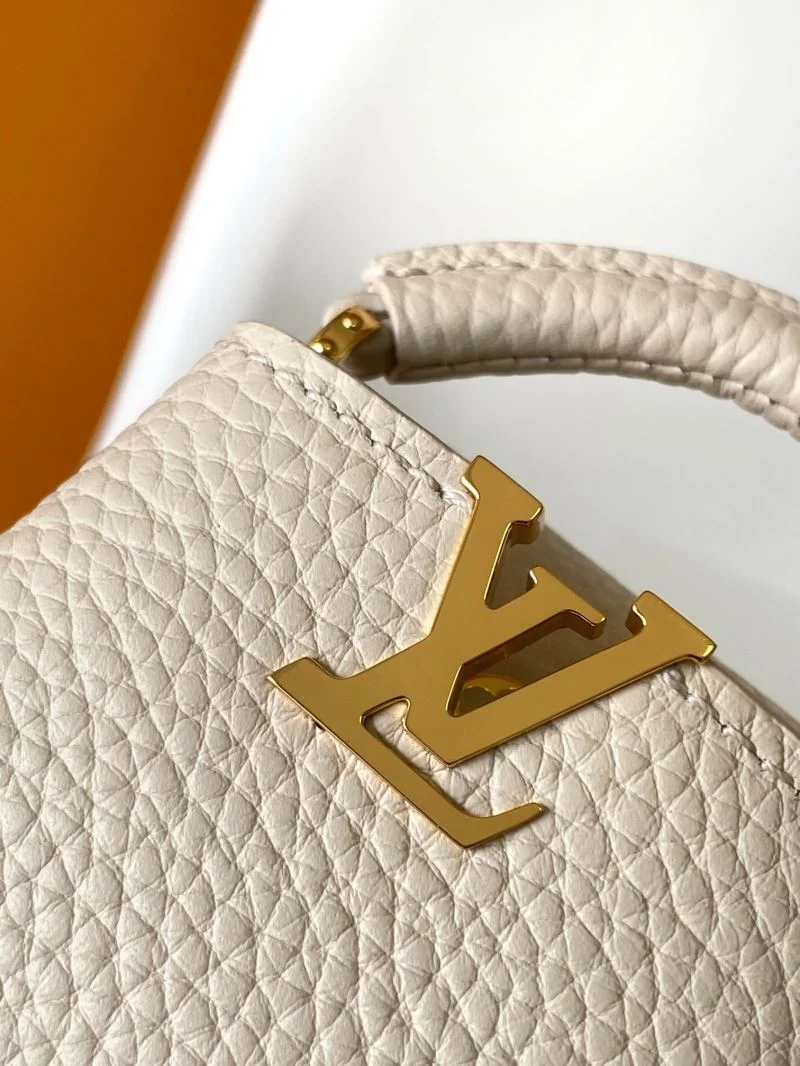 Premium Louis Vuitton Capucines BB Bags 43399