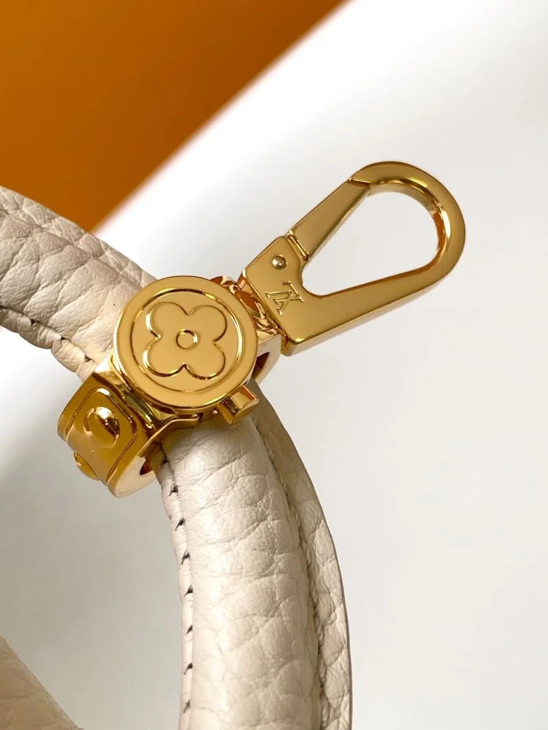 Premium Louis Vuitton Capucines BB Bags 43399