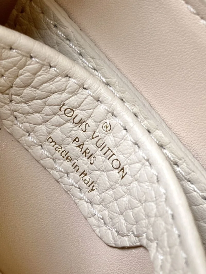 Premium Louis Vuitton Capucines BB Bags 43399