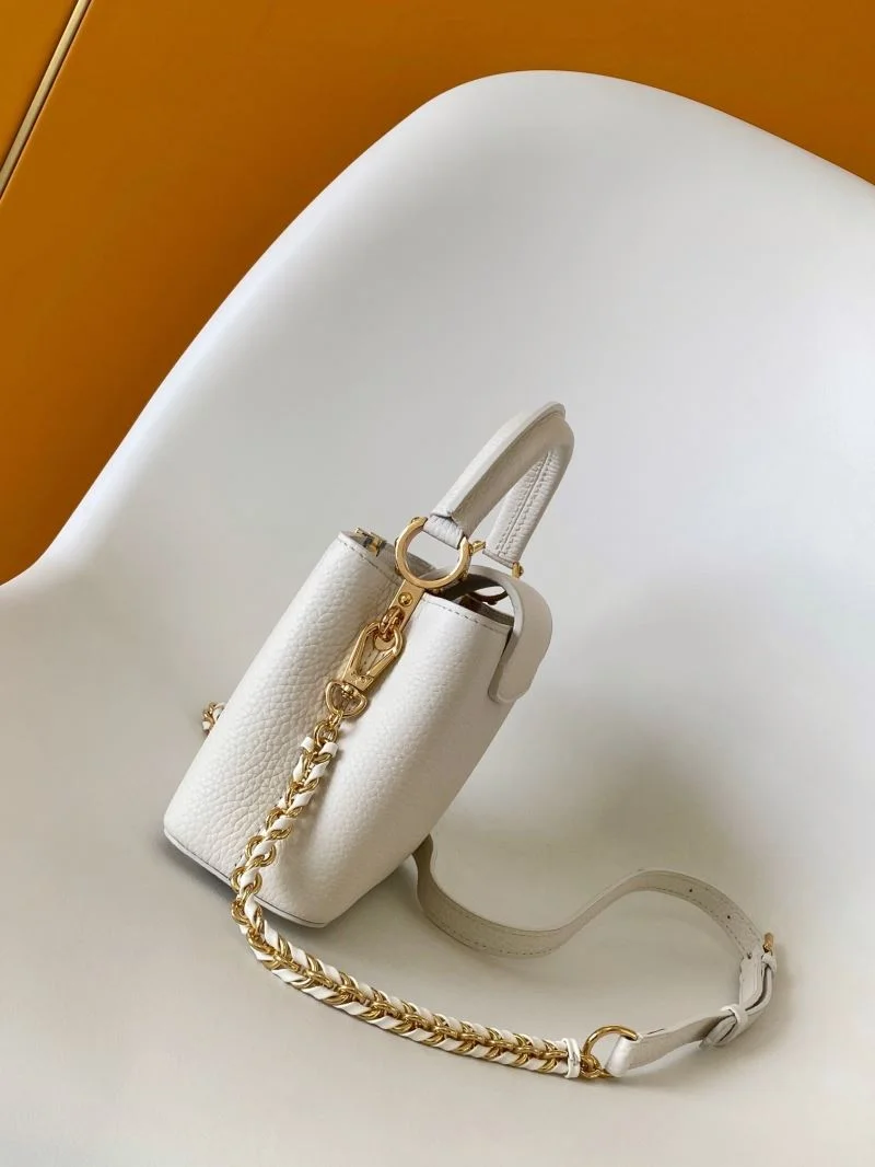 Louis Vuitton Capucines BB Bags Vibrant 43382