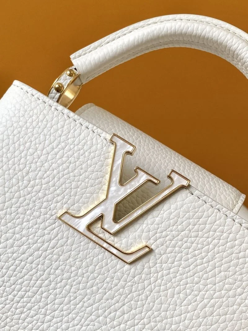 Louis Vuitton Capucines BB Bags Vibrant 43382