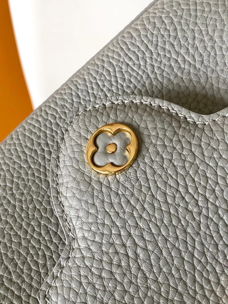 Fashionable Louis Vuitton Capucines BB Bags 43366