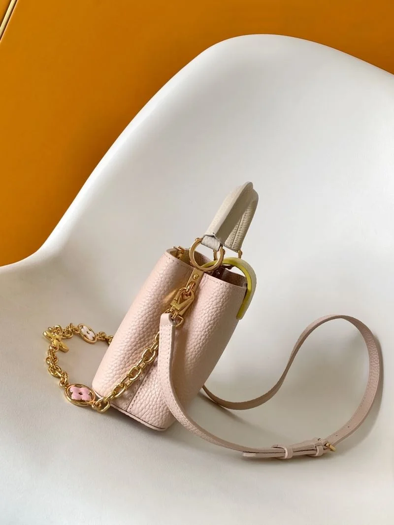 WrinkleFree Louis Vuitton Capucines BB Bags 43412