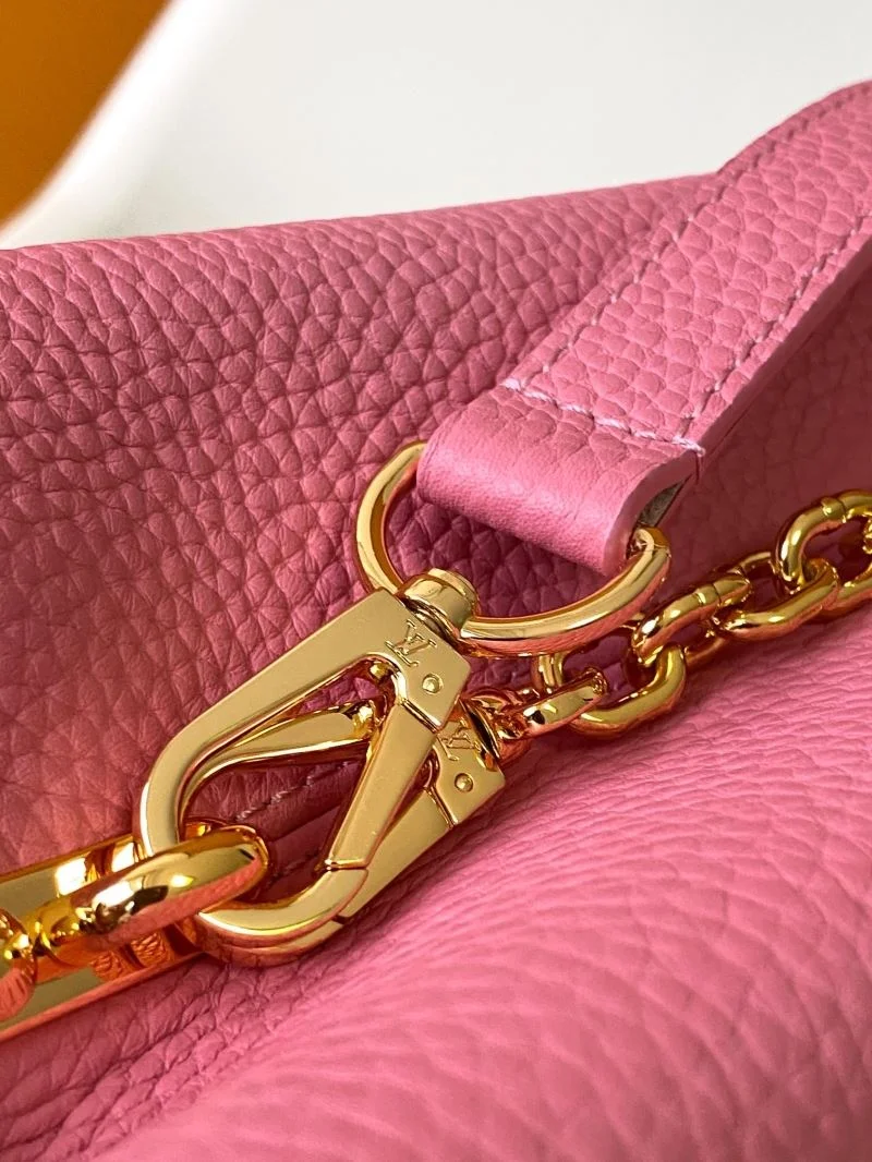 BestValue Louis Vuitton Capucines BB Bags 43375