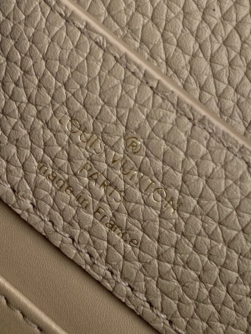 Stylish Louis Vuitton Capucines BB Bags 43373