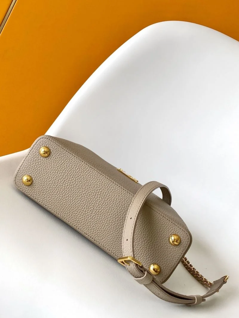 Louis Vuitton Capucines BB Bags TravelReady 43411