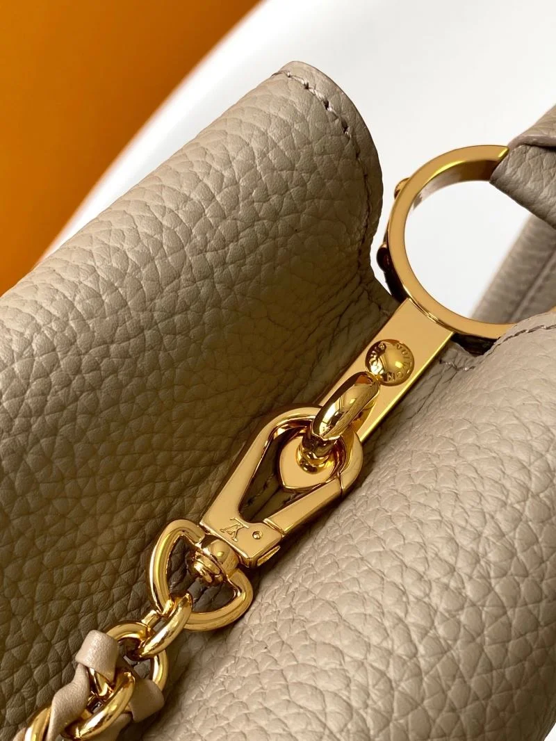 Louis Vuitton Capucines BB Bags TravelReady 43411