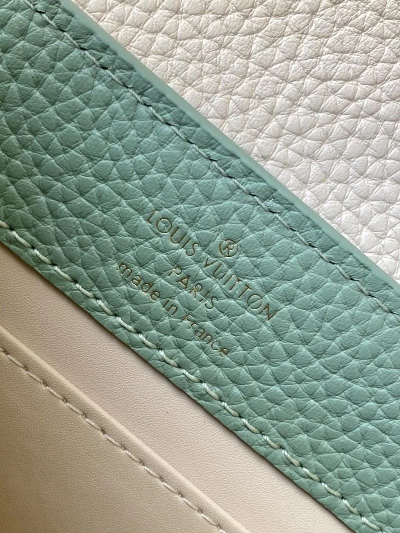 Louis Vuitton Capucines BB Bags ComfortFit 43409