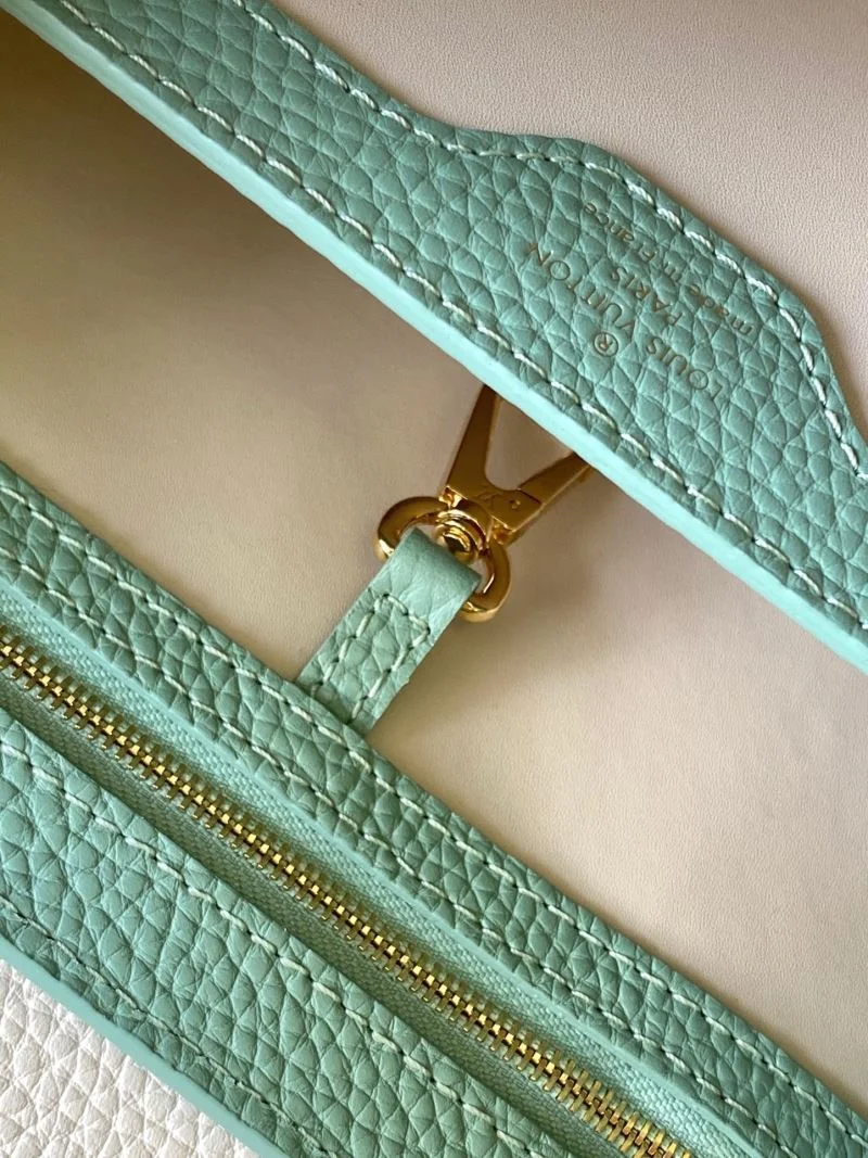 ModernLook Louis Vuitton Capucines BB Bags 43458