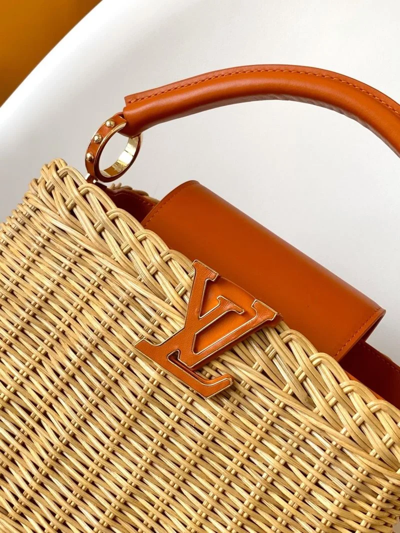 RelaxedFit Louis Vuitton Capucines BB Bags 43439