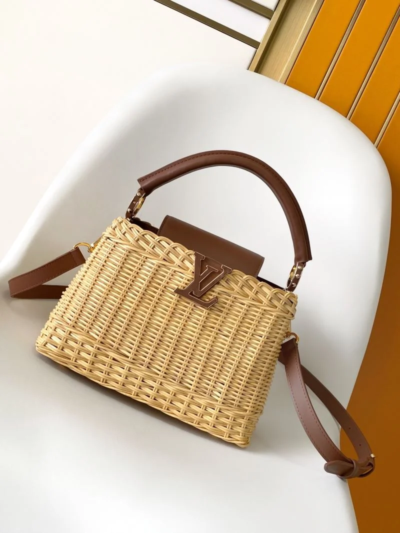 Timeless Louis Vuitton Capucines BB Bags 43363