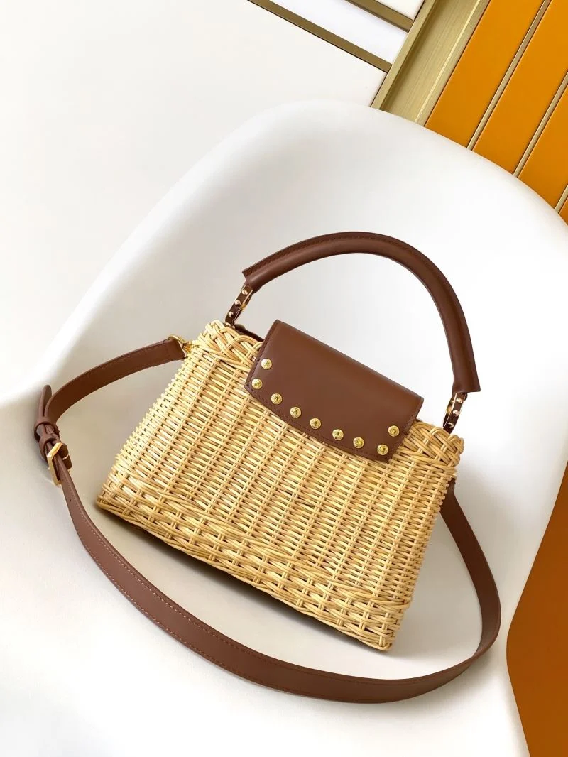 Timeless Louis Vuitton Capucines BB Bags 43363
