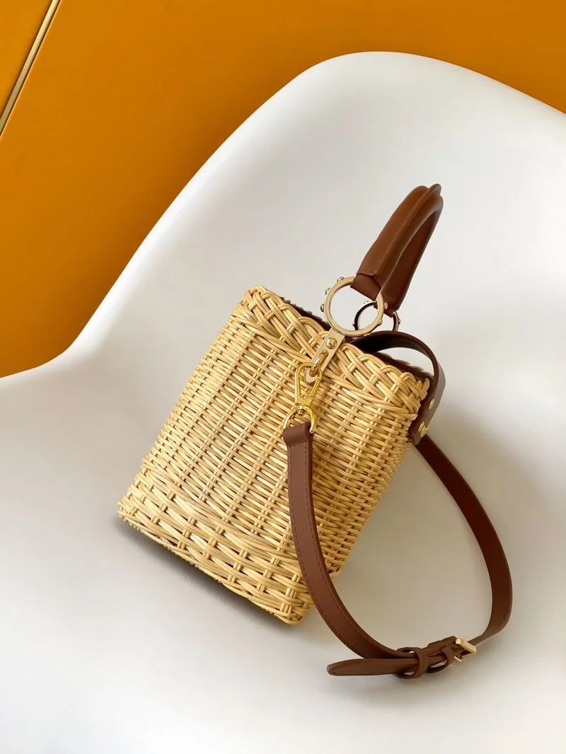 Timeless Louis Vuitton Capucines BB Bags 43363