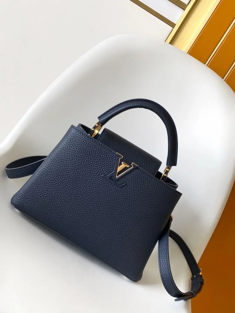 SmoothTexture Louis Vuitton Capucines BB Bags 43360