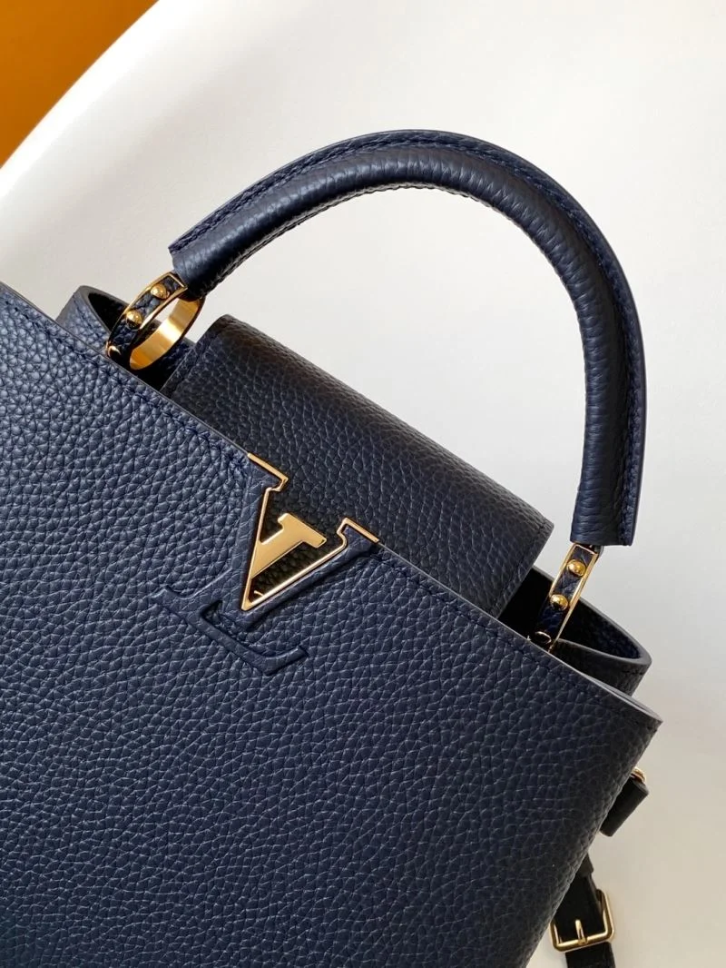 SmoothTexture Louis Vuitton Capucines BB Bags 43360