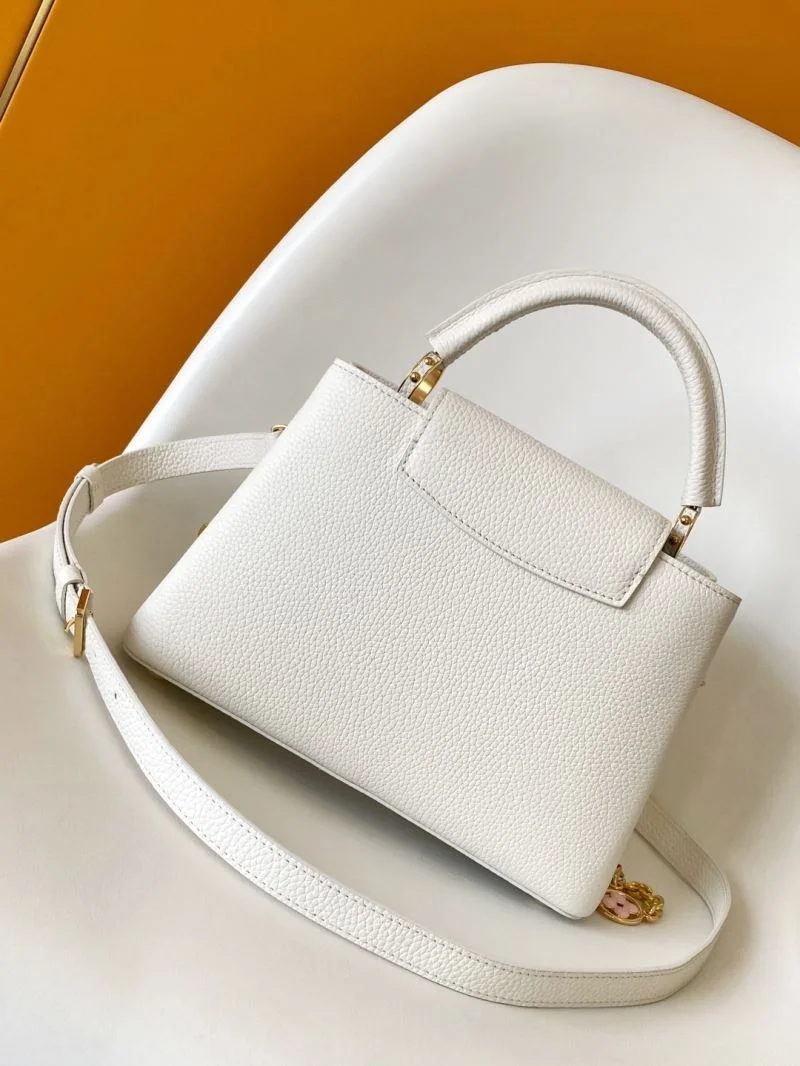 Neat Louis Vuitton Capucines BB Bags 43359