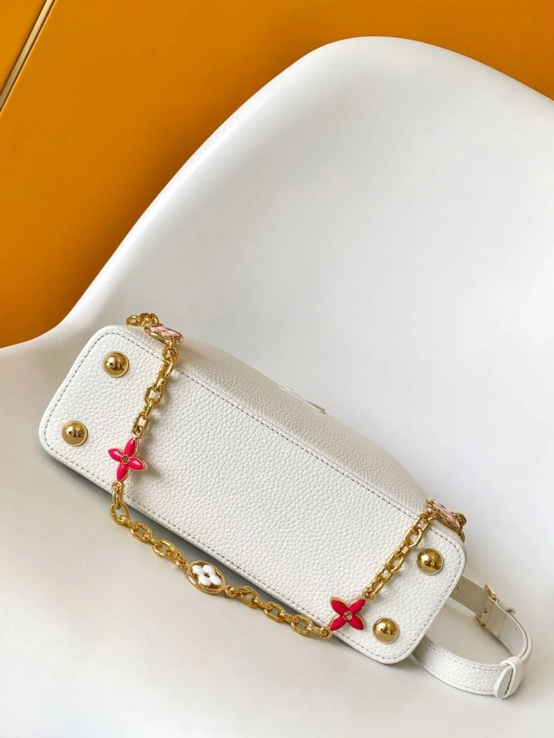 Neat Louis Vuitton Capucines BB Bags 43359