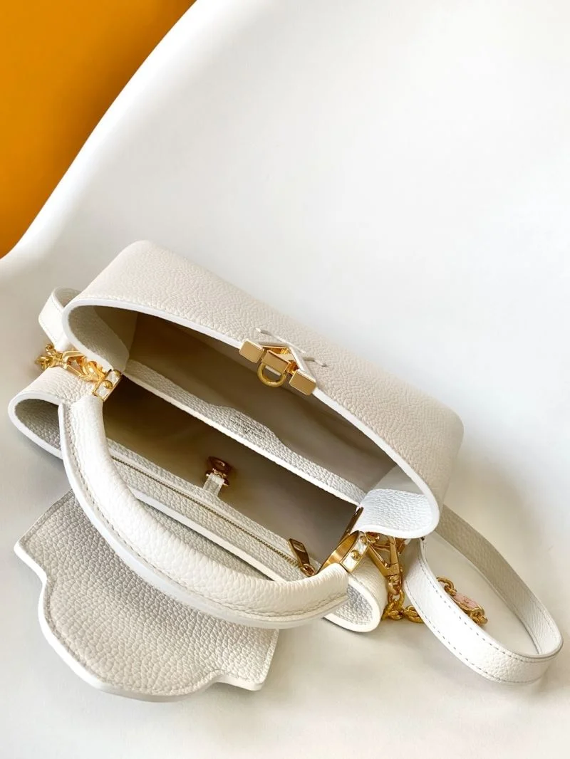 Neat Louis Vuitton Capucines BB Bags 43359