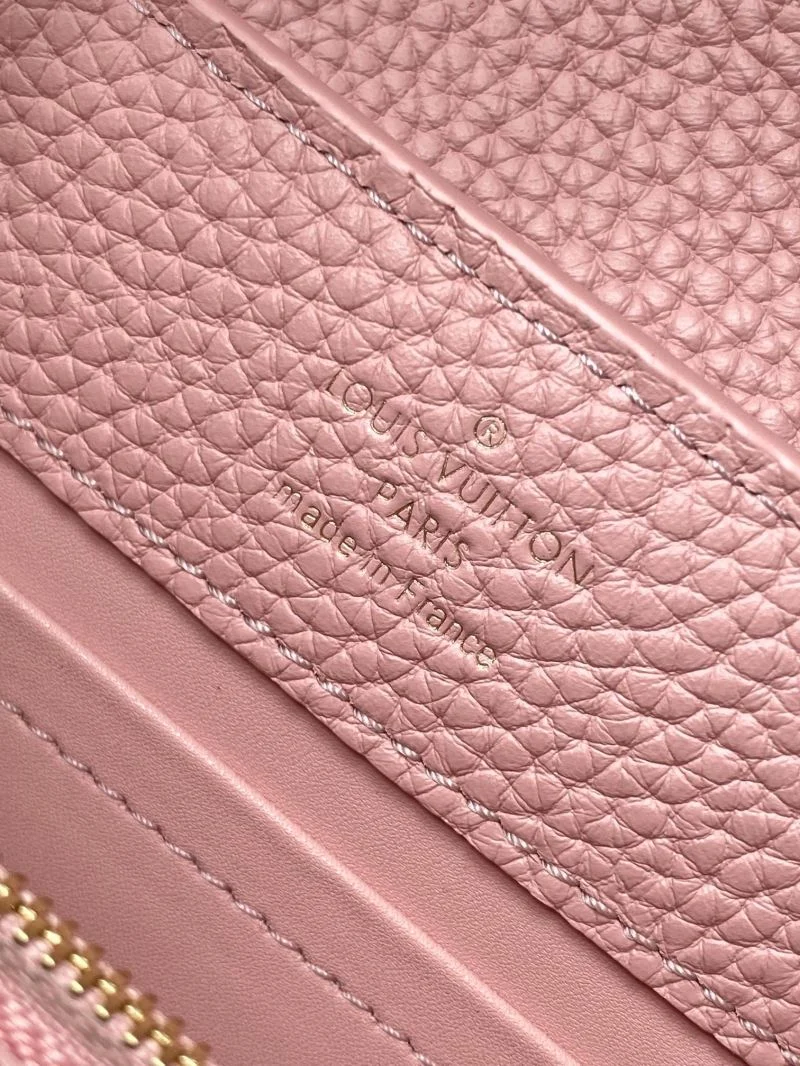 Louis Vuitton Capucines BB Bags Functional 42971