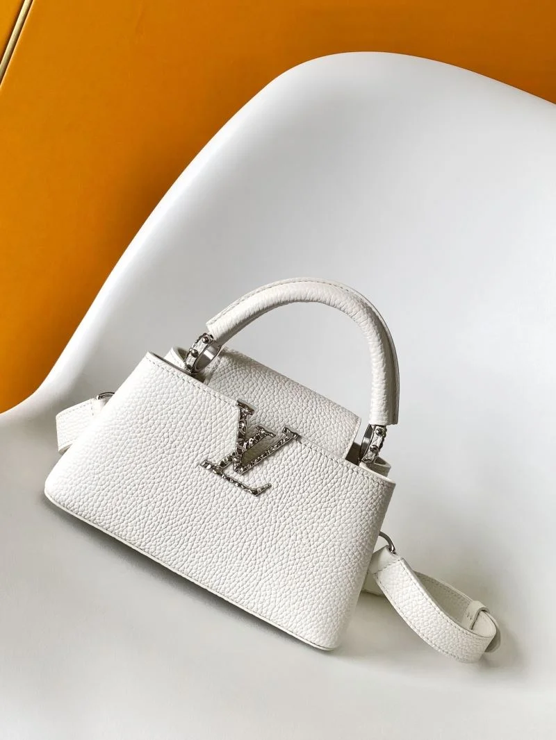 Louis Vuitton Capucines BB Bags Reliable 42977