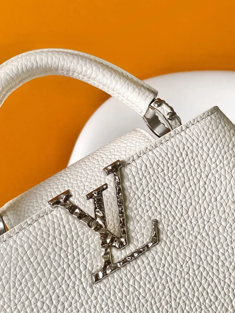 Louis Vuitton Capucines BB Bags Reliable 42977