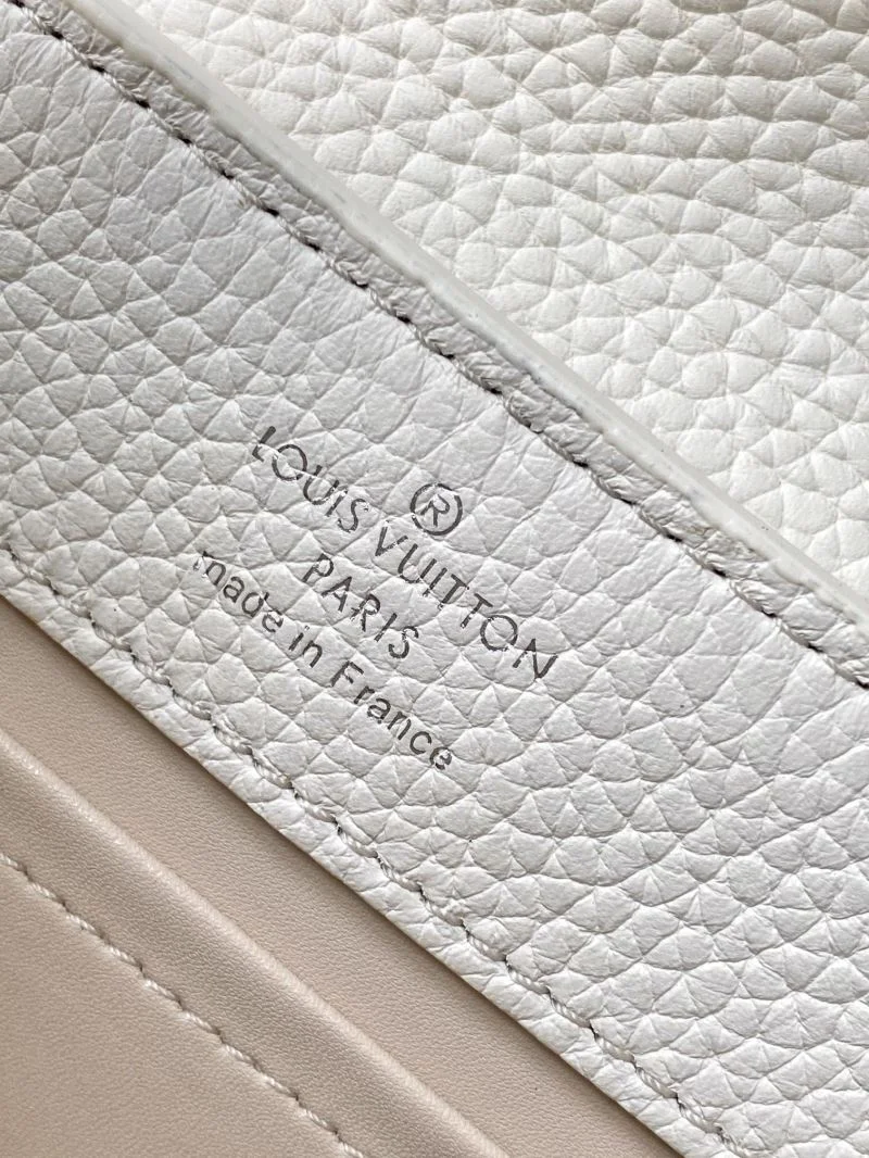 Louis Vuitton Capucines BB Bags Reliable 42977