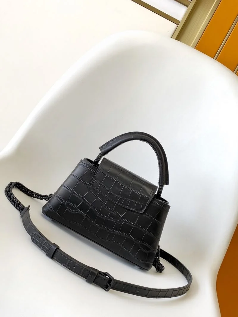 Attractive Louis Vuitton Capucines BB Bags 42972